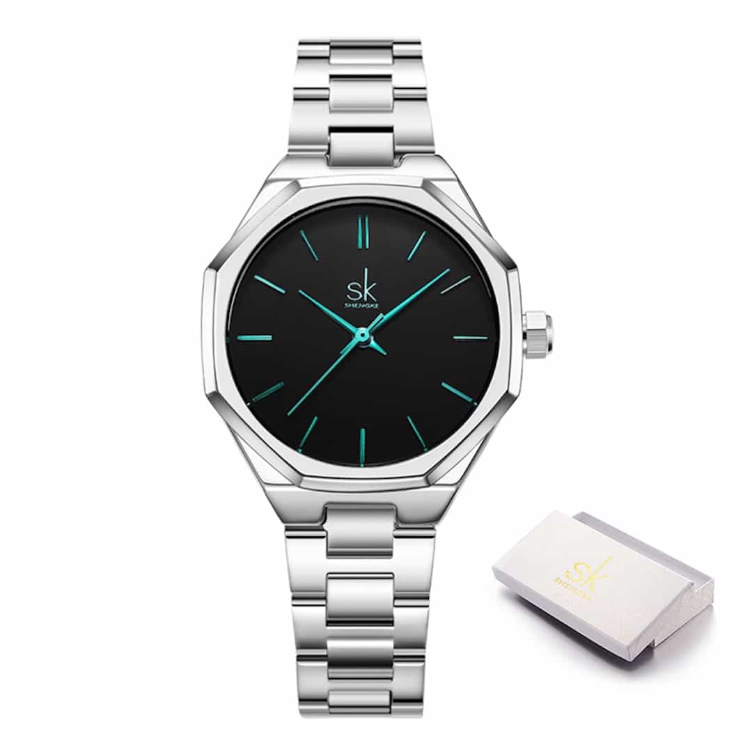 Ženska ročna ura SK Shengke Quantum Silver s srebrnim paščkom in črno številčnico z zelenimi kazalci.